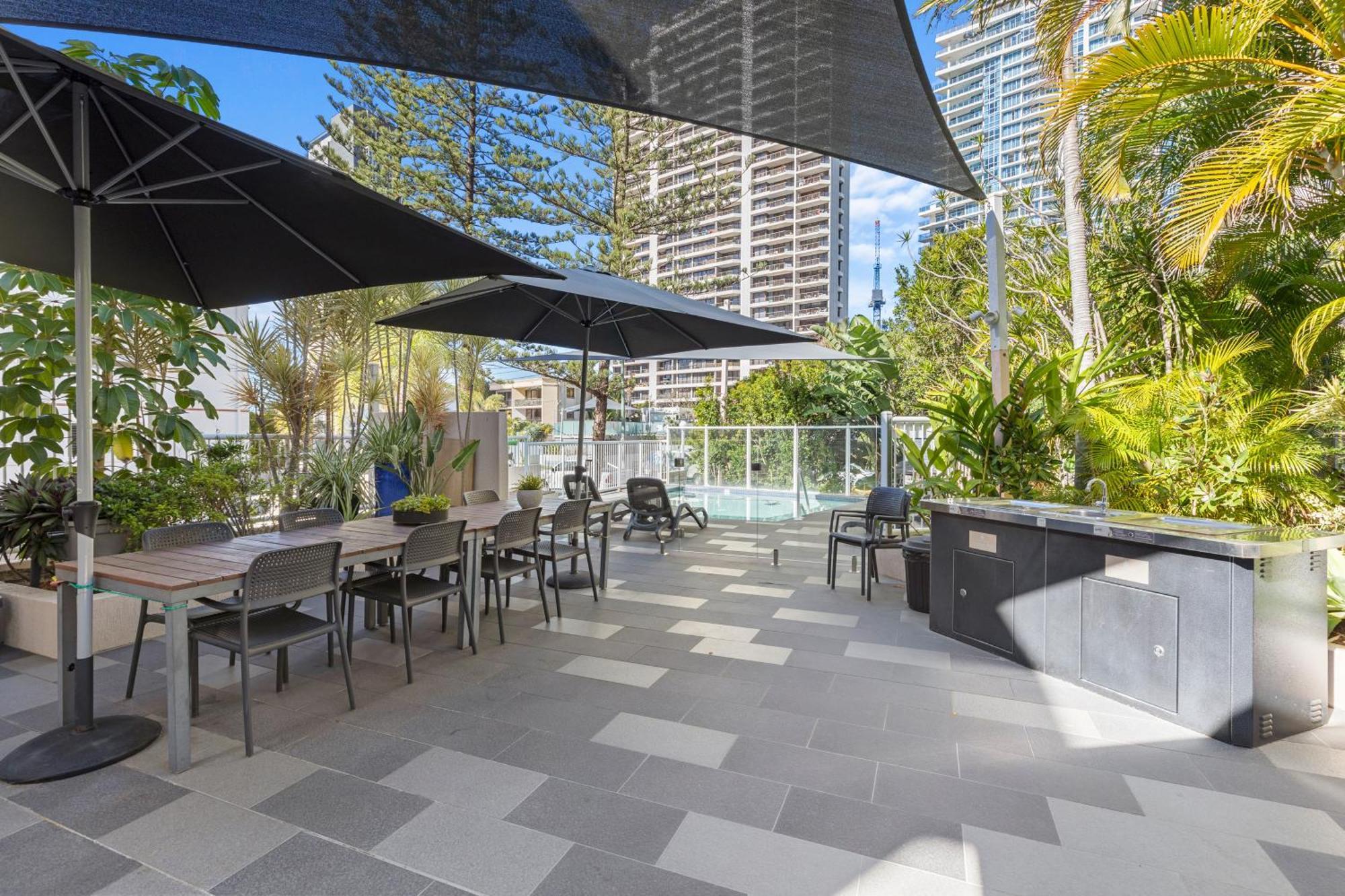 Costa D'Ora Holiday Apartments Gold Coast Eksteriør billede